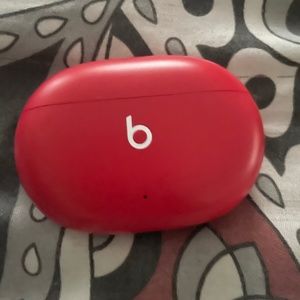 Beats Studio buds